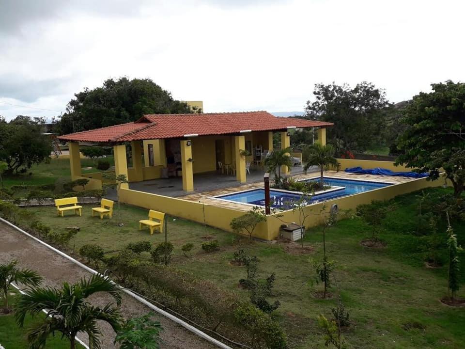 Flat Condominio Serra Negra Bezerros Luaran gambar